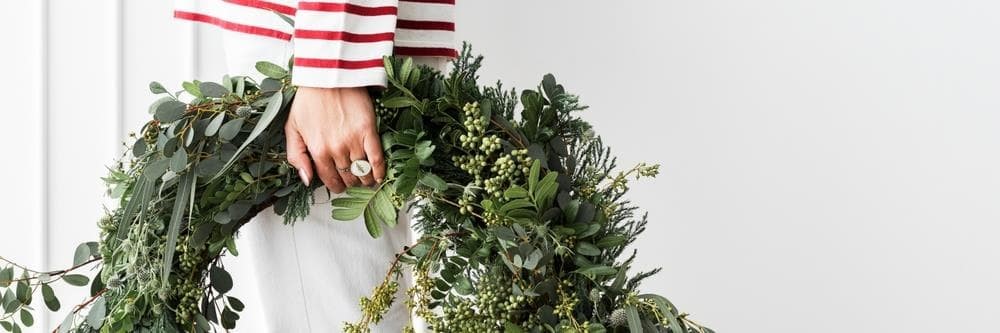 Cómo decorar su cerramiento de aluminio para crear un ambiente navideño